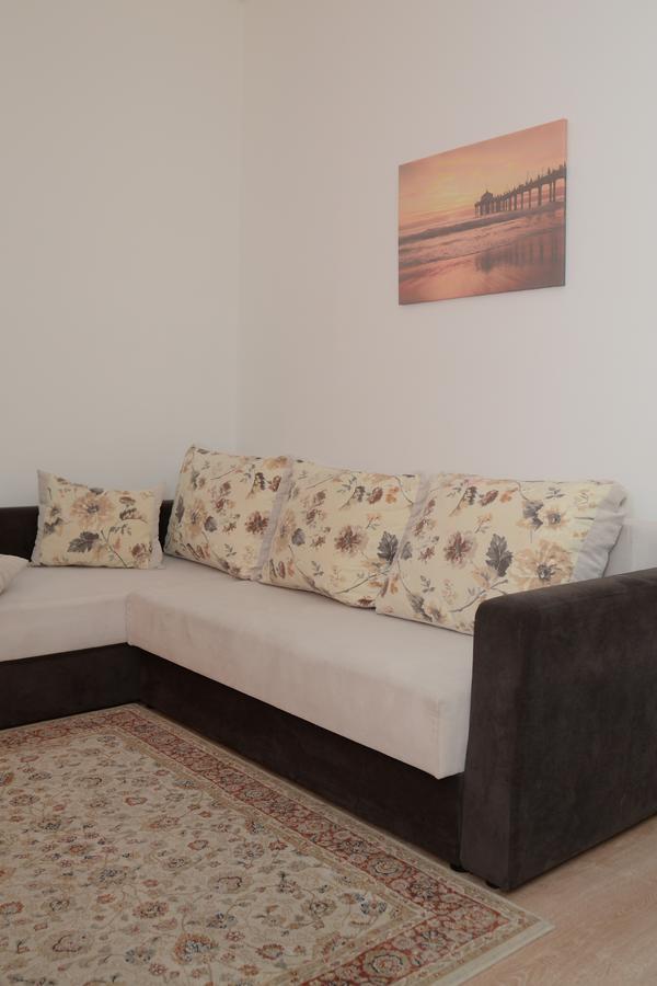 Cozy Apartments - City Center Iasi Exterior photo