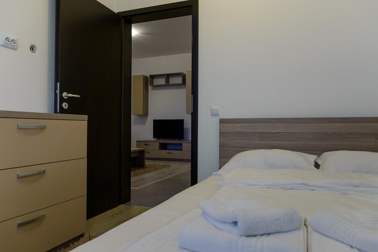 Cozy Apartments - City Center Iasi Exterior photo
